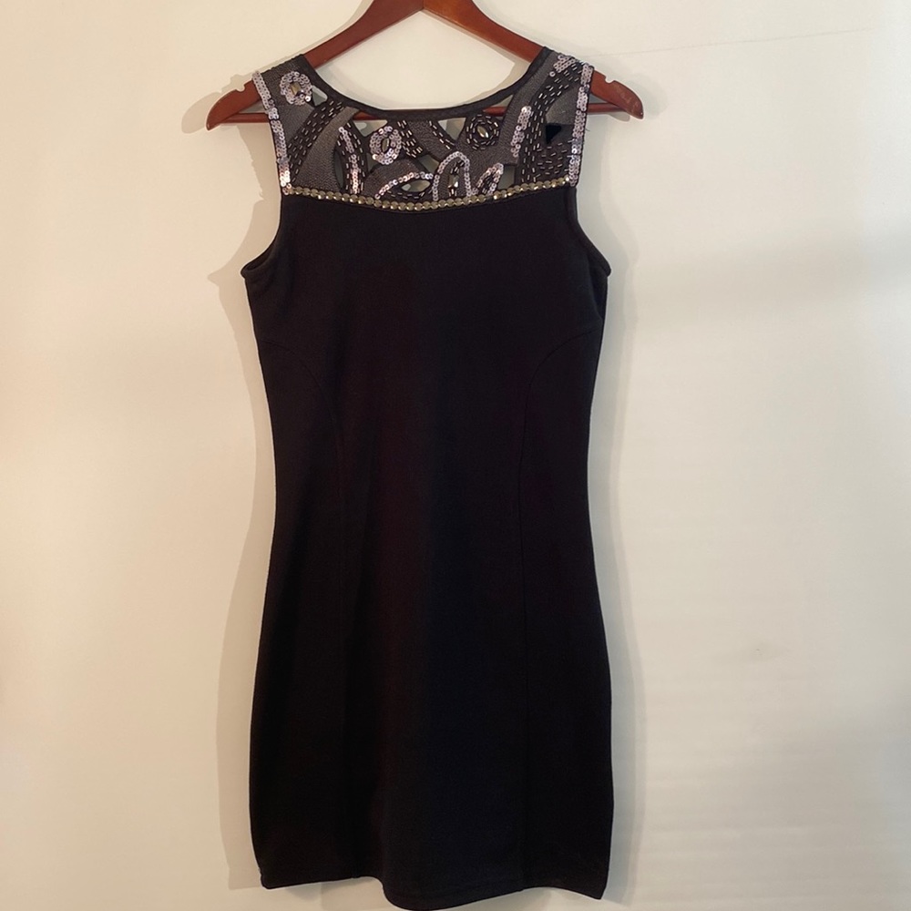QED LONDON - Ladies black dress with sequin detail.  Size M